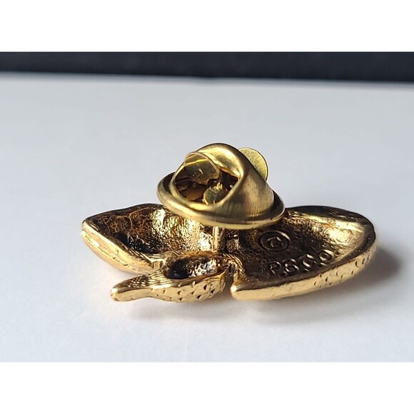 Gold Tone Metal Frog Shaped Pin Vintage Costume Jewelry P.S.C.O. - Picture 6 of 10